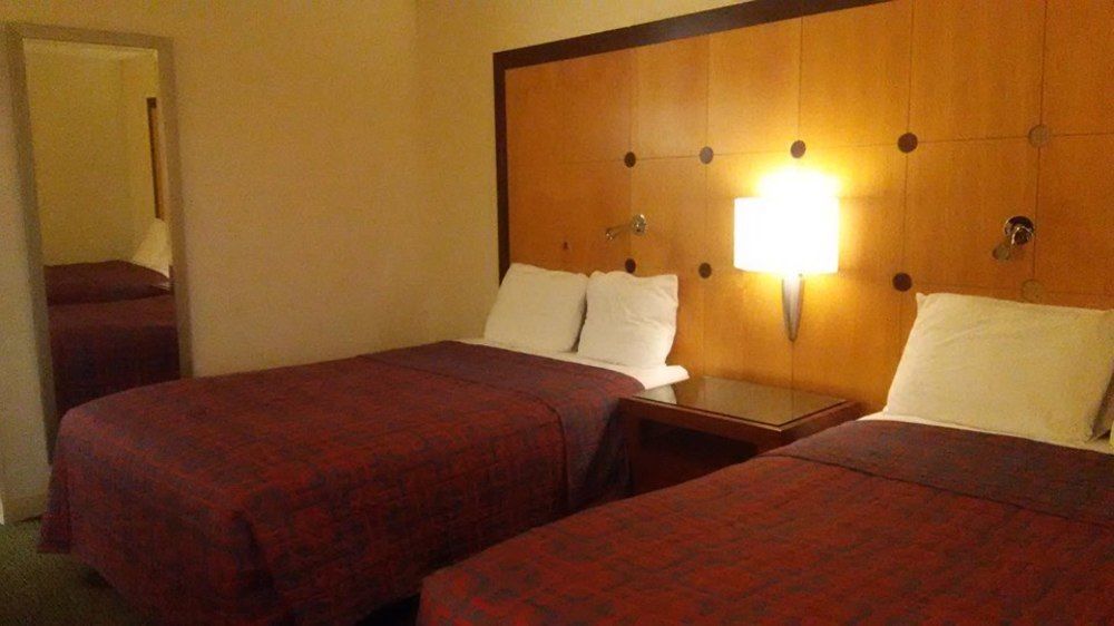 Travelodge By Wyndham بروكلين سنتر المظهر الخارجي الصورة